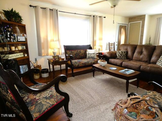 855 Goolsby Street, Marion, VA 24354