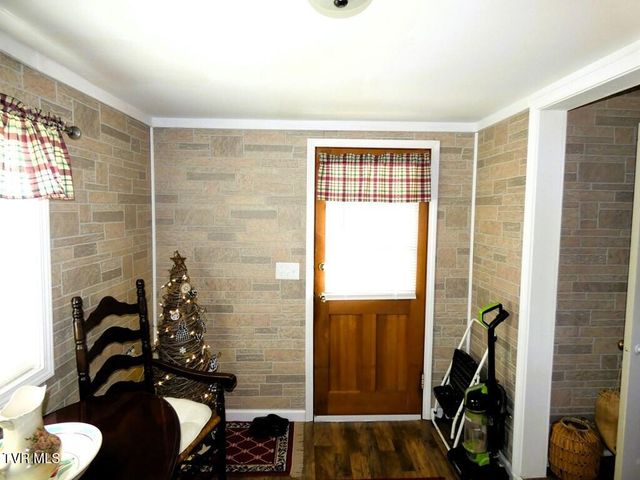 855 Goolsby Street, Marion, VA 24354