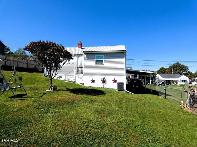 855 Goolsby Street, Marion, VA 24354