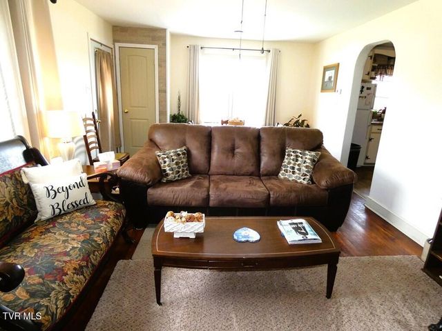 855 Goolsby Street, Marion, VA 24354