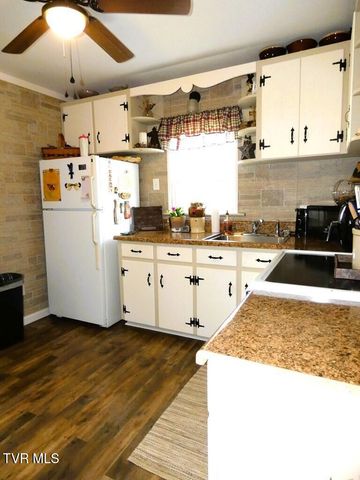 855 Goolsby Street, Marion, VA 24354