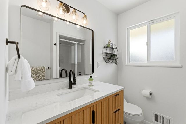 651 San Tomas Way, Salinas, CA 93901