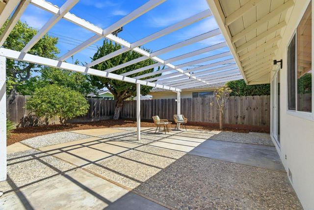 651 San Tomas Way, Salinas, CA 93901
