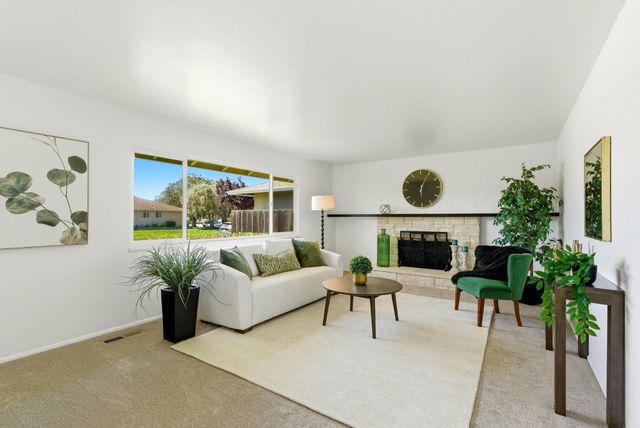 651 San Tomas Way, Salinas, CA 93901
