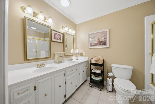 1756 12th Street Drive NW, Hickory, NC 28601