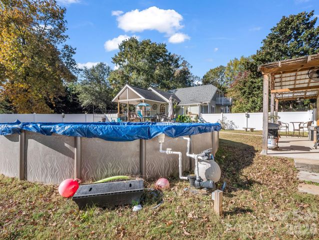 187 E High Road, Bostic, NC 28018