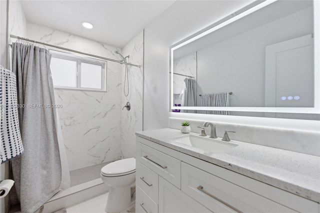 1101 NW 86th Terrace, Pembroke Pines, FL 33024