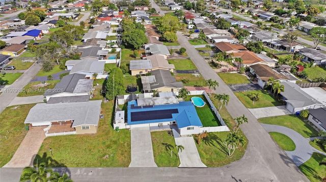1101 NW 86th Terrace, Pembroke Pines, FL 33024