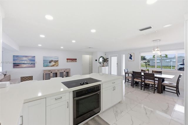 1101 NW 86th Terrace, Pembroke Pines, FL 33024