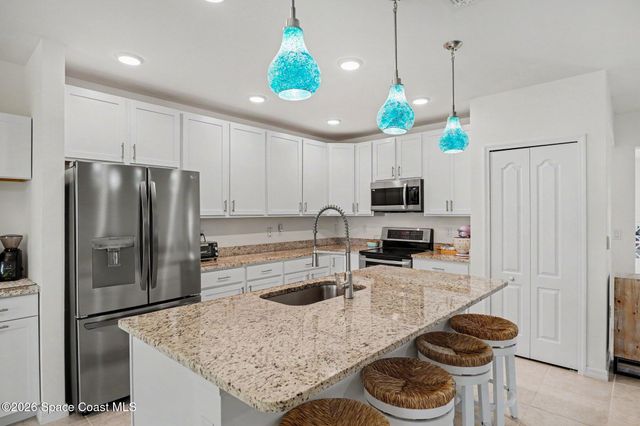 120 Tate Court SE, Palm Bay, FL 32909