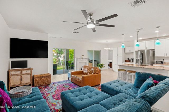 120 Tate Court SE, Palm Bay, FL 32909