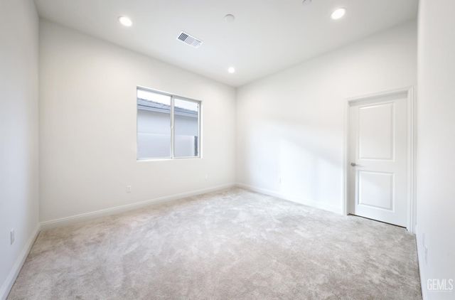 12531 Fairlawn Dr, Bakersfield, CA 93311