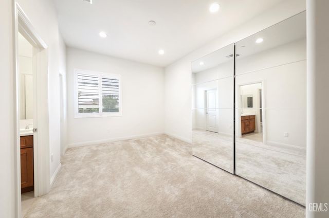 12531 Fairlawn Dr, Bakersfield, CA 93311