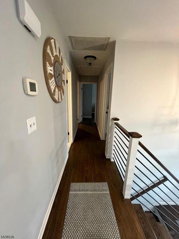 832 Lafayette Ave, Hawthorne Boro, NJ 07506