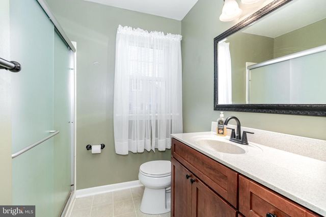 202 N DECATUR ST, Strasburg, PA 17579