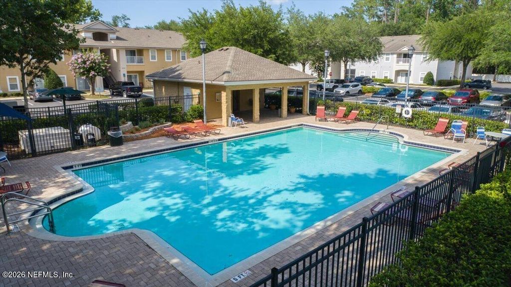 6100 MAGGIES Circle 104, Jacksonville, FL 32244