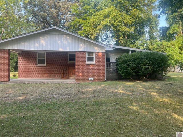 143 Holmes Drive, Paducah, KY 42003