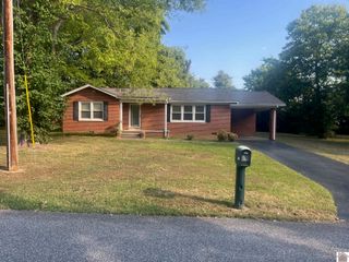 143 Holmes Drive, Paducah, KY 42003