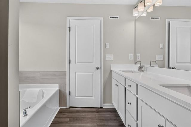 107 Ledgemont Way, Acworth, GA 30101