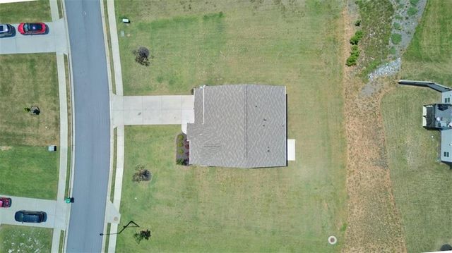 107 Ledgemont Way, Acworth, GA 30101