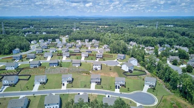 107 Ledgemont Way, Acworth, GA 30101