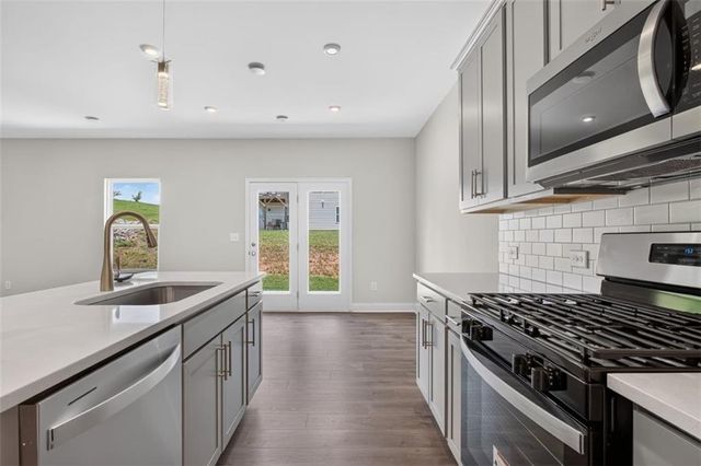 107 Ledgemont Way, Acworth, GA 30101