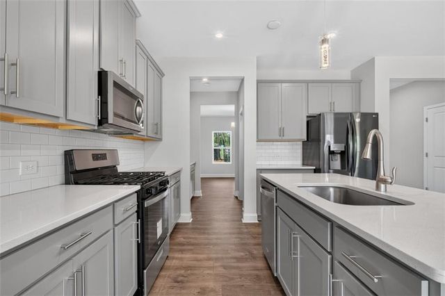 107 Ledgemont Way, Acworth, GA 30101