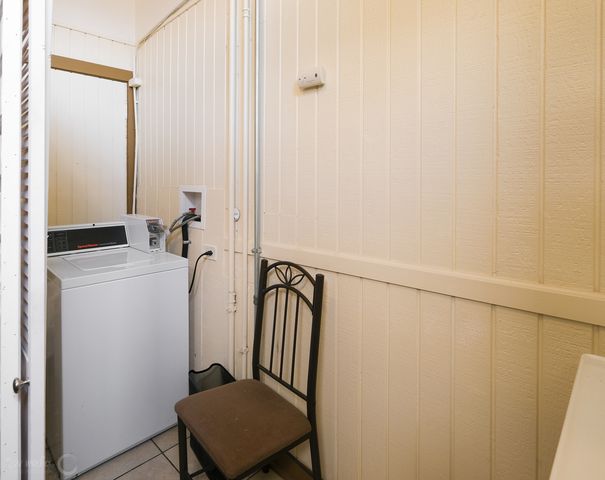 2418 N Clybourn Avenue 2F, Chicago, IL 60614