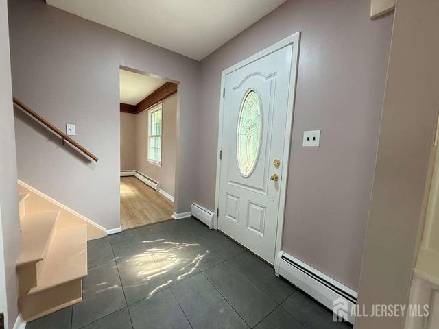 580 Village Road W, West Windsor, NJ 08550