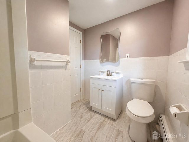 580 Village Road W, West Windsor, NJ 08550