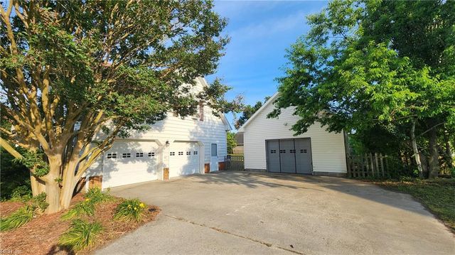 955 Kings Fork RD, Suffolk, VA 23434
