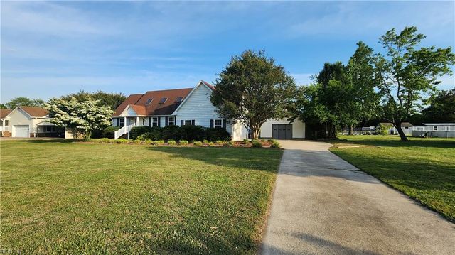 955 Kings Fork RD, Suffolk, VA 23434