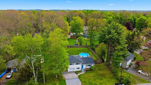 4 Lori Street, Poughkeepsie, NY 12603
