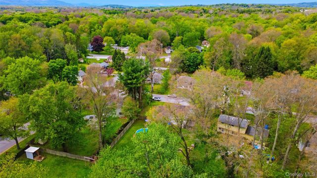 4 Lori Street, Poughkeepsie, NY 12603