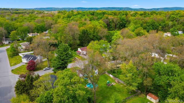 4 Lori Street, Poughkeepsie, NY 12603