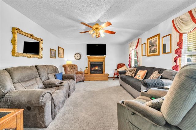 102 Jenkins Road, Prairie Grove, AR 72753