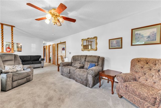 102 Jenkins Road, Prairie Grove, AR 72753