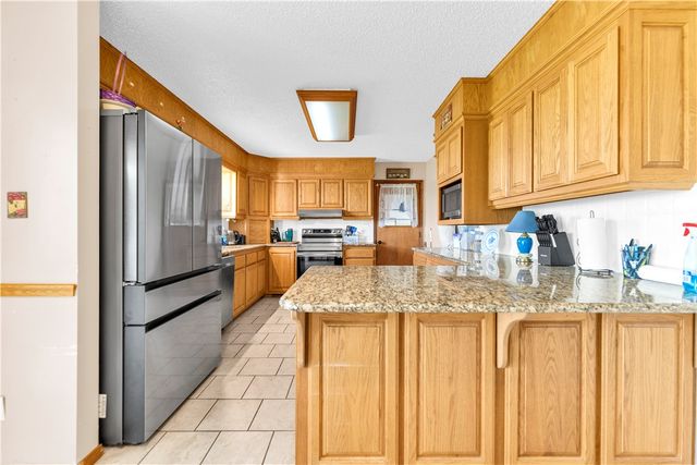 102 Jenkins Road, Prairie Grove, AR 72753