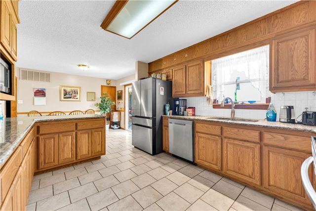 102 Jenkins Road, Prairie Grove, AR 72753