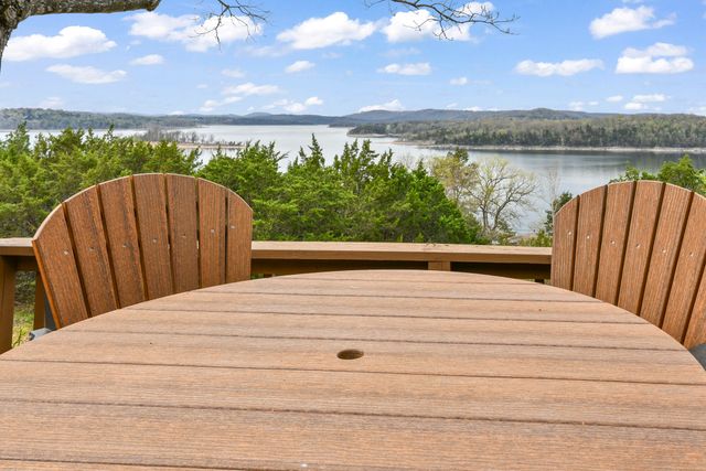 530 Jackson Hollow Road, Galena, MO 65656