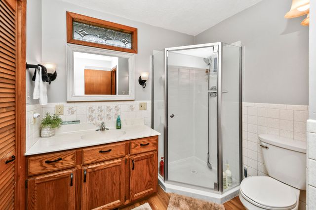 530 Jackson Hollow Road, Galena, MO 65656