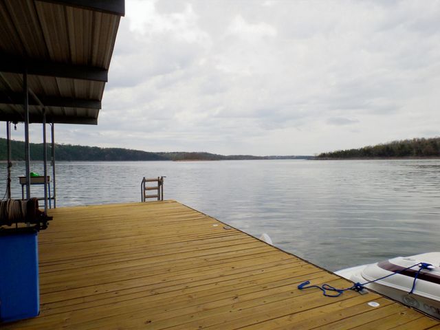 530 Jackson Hollow Road, Galena, MO 65656