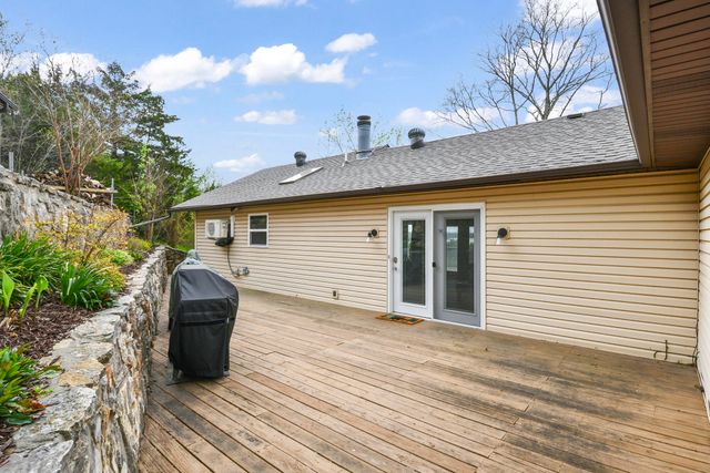 530 Jackson Hollow Road, Galena, MO 65656