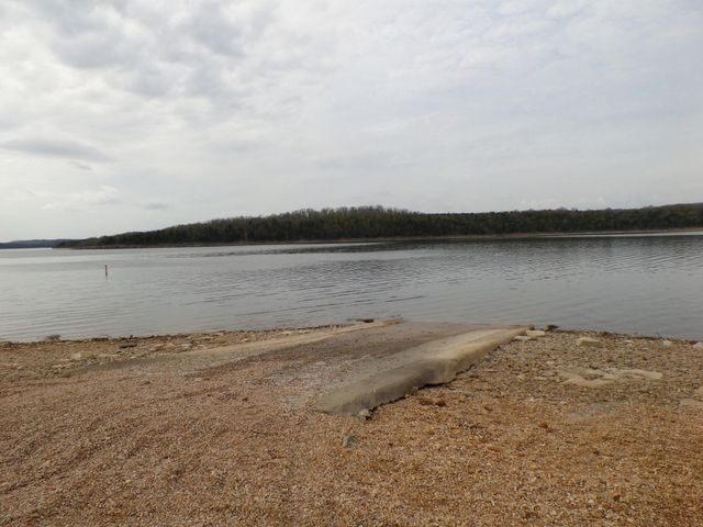 530 Jackson Hollow Road, Galena, MO 65656