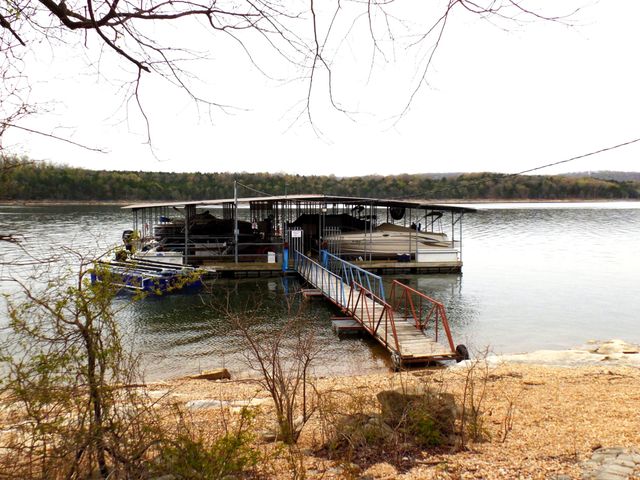 530 Jackson Hollow Road, Galena, MO 65656