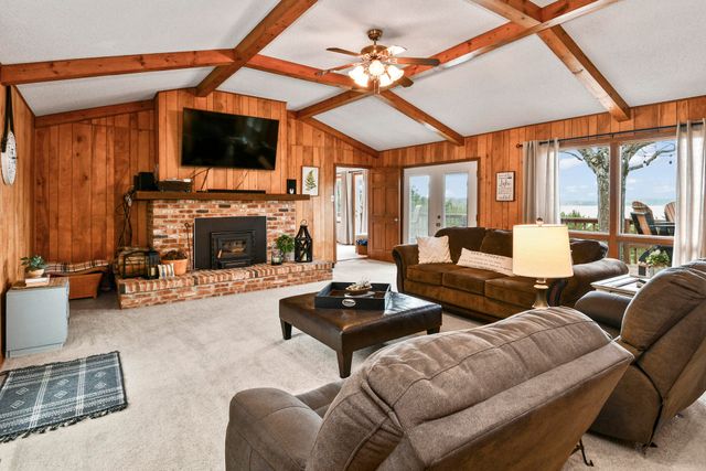 530 Jackson Hollow Road, Galena, MO 65656