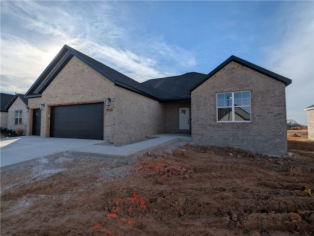 4910 Farmhouse Street, Springdale, AR 72762