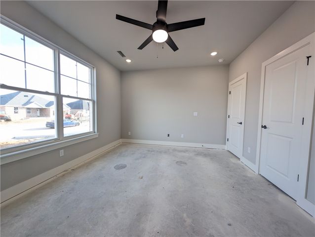 4910 Farmhouse Street, Springdale, AR 72762