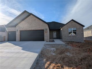 4910 Farmhouse Street, Springdale, AR 72762