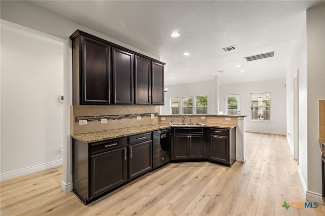 1013 Matheson Drive, Leander, TX 78641